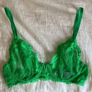 SOLD Savage X Fenty Fishnet and Lace V Wire Bra in Emerald Green size 32D